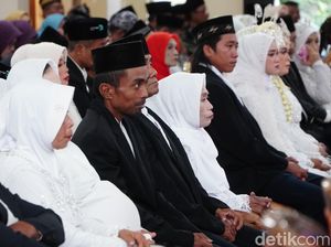 Puluhan Pasangan di Lamongan Isbat Nikah, Pengantin Tertua Usia 78 Tahun Puluhan Pasangan di Lamongan Isbat Nikah, Pengantin Tertua Usia 78 Tahun
