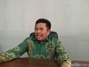 Dirut PDAM Giri Menang Mundur demi Maju di Pilkada Lombok Barat Dirut PDAM Giri Menang Mundur demi Maju di Pilkada Lombok Barat