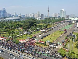 Ada Demo di Depan Gedung DPR, Gerbang Tol Slipi Ditutup!