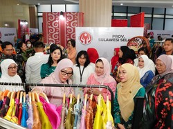 Iriana Jokowi Ajak Ibu-ibu di Makassar Kelola Hortikultura Skala Rumah Tangga