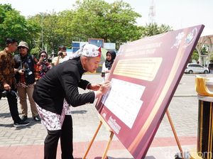 Upaya KPU Lamongan Unggah Proses Coklit di TikTok Pecahkan Rekor MURI