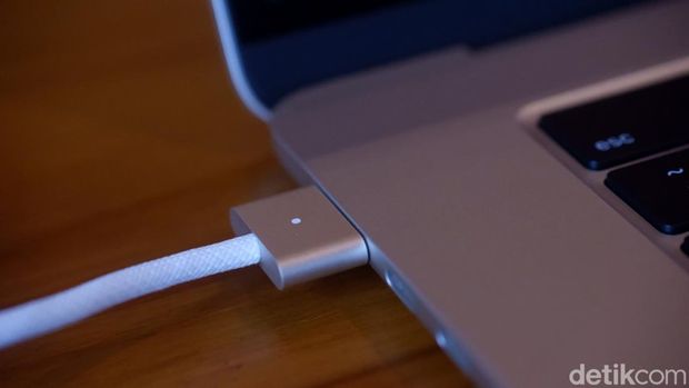 MacBook Air M3