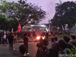 Demo Tolak RUU Pilkada Selesai, Lalin Simpang Ciceri Serang Kembali Dibuka