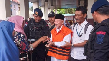 Eks Gubernur Malut Abdul Gani Melawan Usai Divonis 8 Tahun Bui