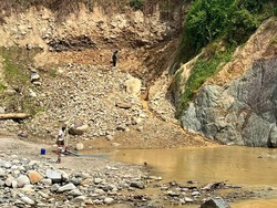 Polisi Gerebek Tambang Emas Ilegal di Palopo, 3 Orang Diamankan