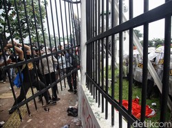 Kondisi Gedung DPR RI Pasca Aksi Tolak Revisi UU Pilkada