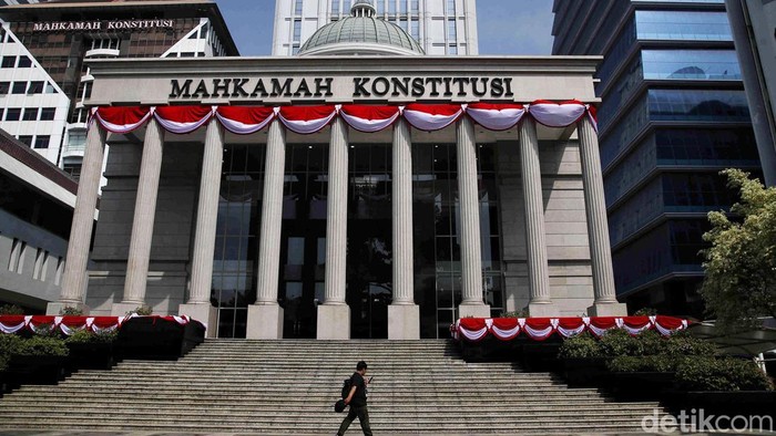 Gedung MK akan disambangi demonstran yang meonlak revisi Undang-Undang Pilkada, Kamis (22/8/2024). Begini situasi gedung MK jelang aksi.