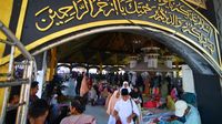 Potret Suasana Tradisi Basapa di Makam Syekh Burhanuddin