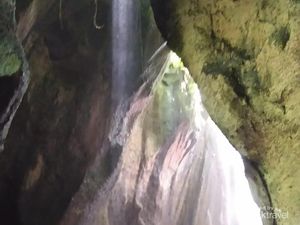 Aura Mistis Tukad Cepung yang Memikat Aura Mistis Tukad Cepung yang Memikat
