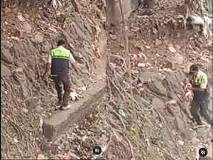 Bayi Jatuh ke Pinggir Kali Saat Penertiban PKL Stasiun Karet