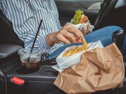 Hati-hati! 4 Kebiasaan Ngemil Ini Bisa Picu Risiko Diabetes