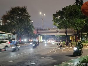 Demo Mahasiswa di Depan DPR Bubar, Lalu Lintas Kembali Normal
