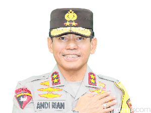 Kapolda Sulsel Apresiasi Mahasiswa Demo RUU Pilkada di Makassar Aman dan Damai