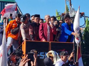 Ketua DPRD Jatim Temui Mahasiswa Demo: Dukung dan Kawal Putusan MK