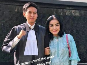 Machica Mochtar Ungkap Komunikasi Terakhir dengan Anak Sebelum Tak Pulang Usai Demo Machica Mochtar Ungkap Komunikasi Terakhir dengan Anak Sebelum Tak Pulang Usai Demo