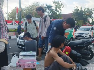 Demonstrasi Tolak Revisi UU Pilkada di NTB Ricuh, Puluhan Mahasiswa Luka