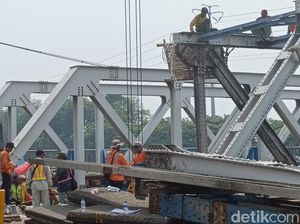 Jembatan Rel Madukoro Semarang Diperbaiki, Ini Rekayasa Lalinnya! Jembatan Rel Madukoro Semarang Diperbaiki, Ini Rekayasa Lalinnya!