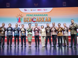 PNM Terima Penghargaan Program Literasi Keuangan Terbaik dari OJK