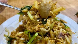 Sarapan Mie Ayam dan Locupan yang Eksis Sejak 60 Tahun Lalu