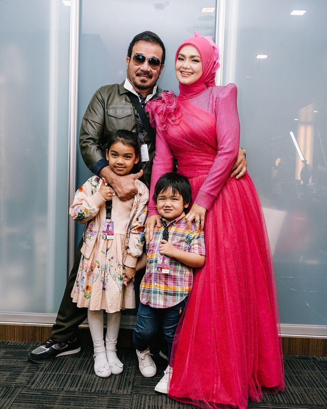 Siti Nurhaliza rayakan hari jadi pernikahan dengan Datuk Khalid.