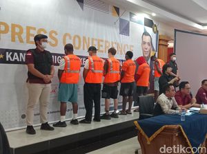 Imigrasi Denpasar Catat 138 Pelanggaran, Termasuk 15 Kasus Prostitusi Online Imigrasi Denpasar Catat 138 Pelanggaran, Termasuk 15 Kasus Prostitusi Online