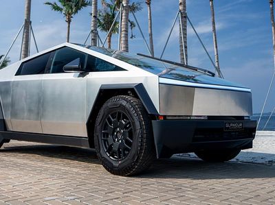 Tampang Tesla Cybertruck yang Masuk Indonesia, Masih Pakai Setir Kiri
