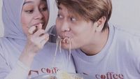 Kompaknya Rizky Billar dan Lesti Kejora Saat Makan Bareng
