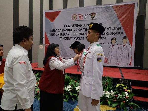 Potret Pelepasan 76 Anggota Paskibraka Nasional 2024 ke Daerah Masing-masing