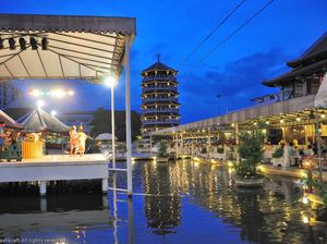 Wow! 5 Restoran Terbesar di Dunia Ini Bisa Tampung Ribuan Pengunjung Wow! 5 Restoran Terbesar di Dunia Ini Bisa Tampung Ribuan Pengunjung