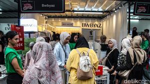 Saat Warga Serbu Ratusan Produk Lokal di GBK