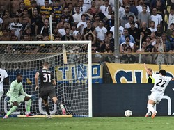 Fonseca: Pertahanan Milan Jelek Banget!