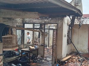 Bengkel Rumahan di Palembang Terbakar, 10 Motor Hangus