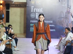 Bangga! Busana Karya Siswa RI Bakal Tampil di Front Row Paris 2024