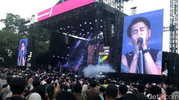 Lautan Manusia Ramaikan West Java Festival 2024