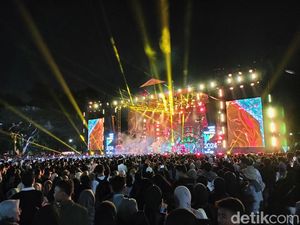 Lighting Show dan Kolaborasi Budaya Pukau Penonton Konser WJF 2024