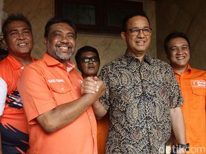 Momen Anies Sambangi Kantor Partai Buruh Momen Anies Sambangi Kantor Partai Buruh