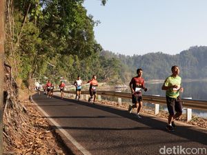 Asyiknya Ngebel Ultra Run, Hawa Sejuknya Bikin Lari Tak Terasa Lelah