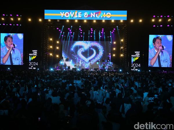 Penonton Dibikin Galau Yovie and Nuno di WJF 2024