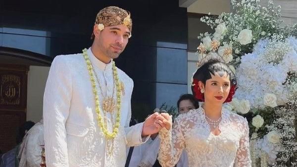 Foto: Akad Nikah Putri Susi Pudjiastuti dan Bule Prancis, Ada Momen Haru