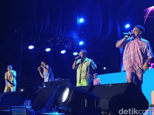 Berjoget Ria Bersama Project Pop di WJF 2024 Berjoget Ria Bersama Project Pop di WJF 2024