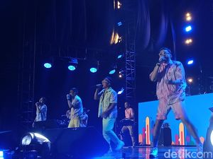 Tak Ikut Manggung di WJF 2024, Tika Project Pop Ditampilkan Lewat Layar Tak Ikut Manggung di WJF 2024, Tika Project Pop Ditampilkan Lewat Layar