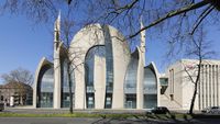 Penampakan Masjid di Jerman yang Ada Tempat Belanja-Perpustakaan