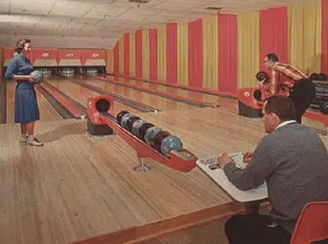 Dulu Bangunan Ini Ramai dan Populer, Kini Terbengkalai dan Berhantu