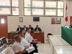 4 Terdakwa Kasus Dugaan Korupsi Jargas PT SP2J Jalani Sidang Perdana
