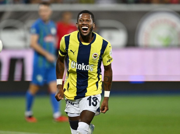 RIZE, TURKIYE - AUGUST 25: Fred (13) of Fenerbahce celebrates after scoring a goal during the Turkish Super Lig week 3 football match between Caykur Rizespor and Fenerbahce at the Caykur Didi Stadium in Rize, Turkiye on August 25, 2024. (Photo by Hakan Burak Altunoz/Anadolu via Getty Images)