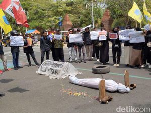 Akses Internet di Pendapa Trenggalek Tiba-tiba Hilang Saat Demo Digelar