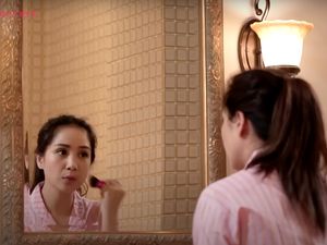 Harga Fantastis Kuas Makeup Nagita Slavina, Bukan Untuk Kaum Mendang-mending Harga Fantastis Kuas Makeup Nagita Slavina, Bukan Untuk Kaum Mendang-mending