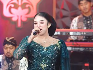 Deretan Cover Lagu Jawa Terbaik yang Menguasai Trending YouTube Deretan Cover Lagu Jawa Terbaik yang Menguasai Trending YouTube