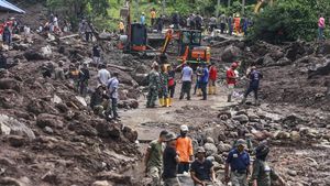 Melihat Pencarian Korban Banjir Bandang di Kelurahan Rua Ternate