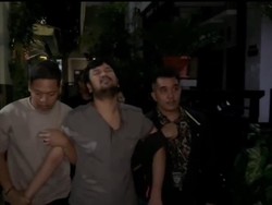 Penyebar Video Porno Anak Mewek Saat Ditangkap di Jakbar